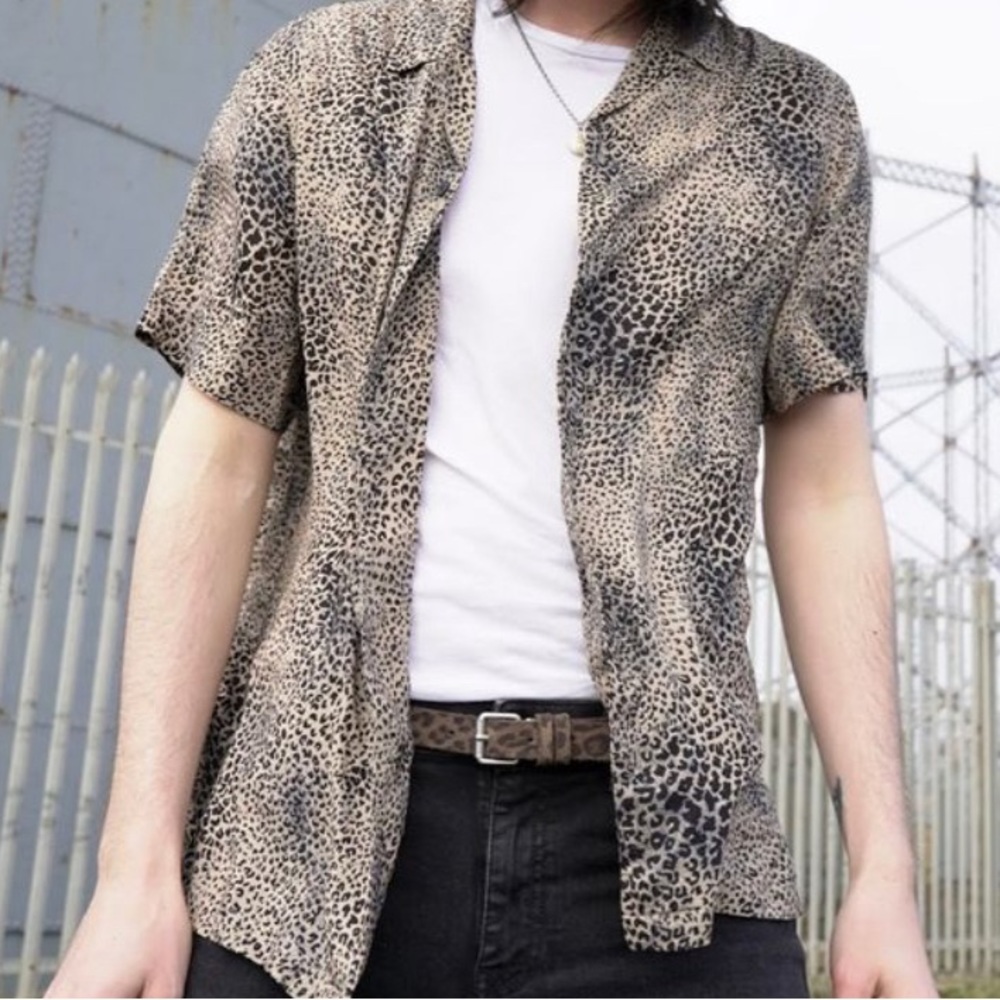 All saints shirt Mens Small Diffusion short sleeve animal print viscose